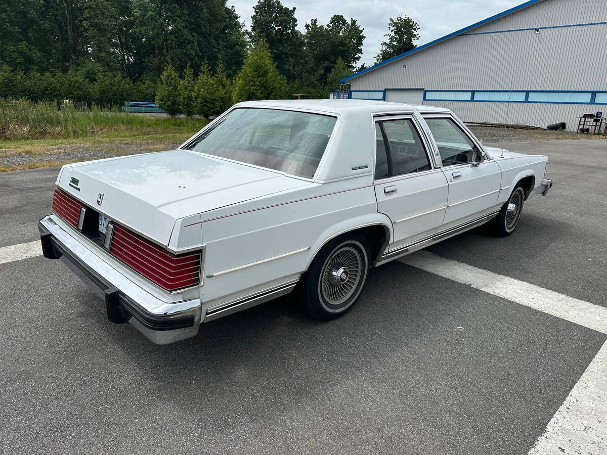 Mercury-grand-marquis-ls-1985-white-6