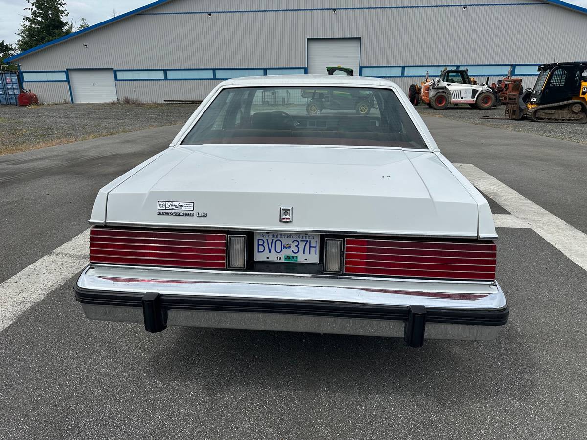 Mercury-grand-marquis-ls-1985-white-7