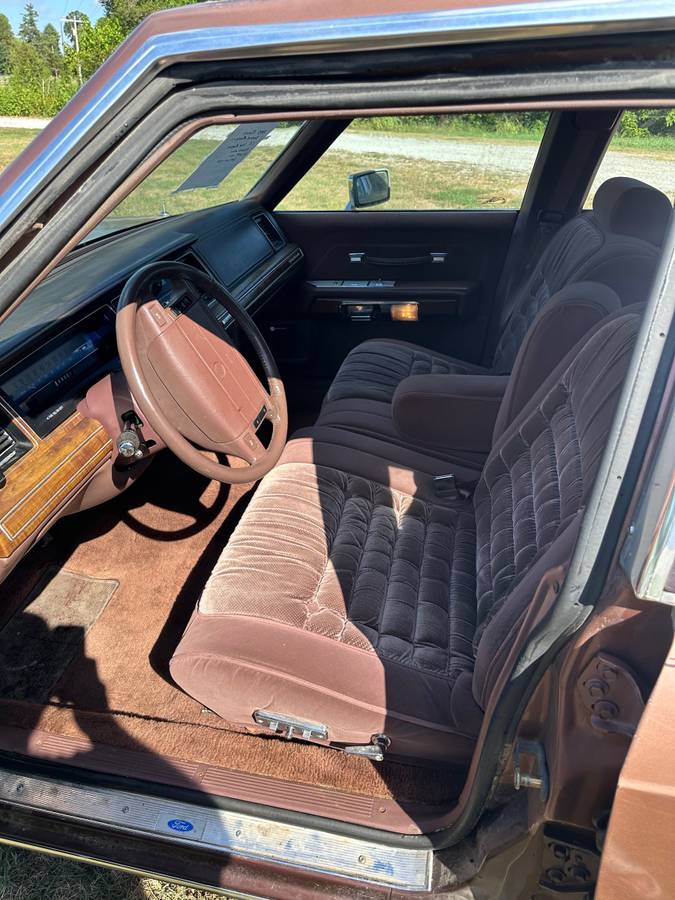 Mercury-grand-marquis-ls-1990-purple-5