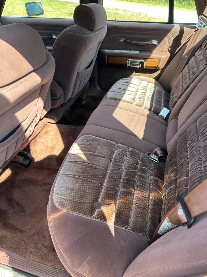 Mercury-grand-marquis-ls-1990-purple-6