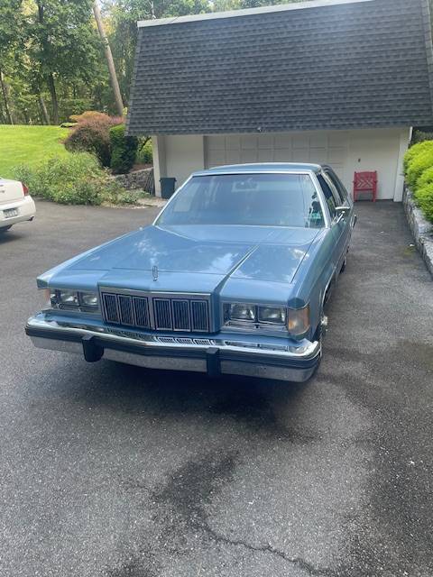 Mercury-grand-marquis-lsmercury-grand-marquis-1982-blue-2