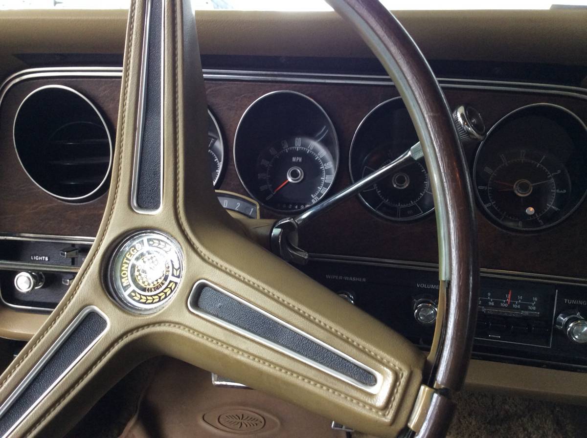 Mercury-montego-brougham-1973-custom-11
