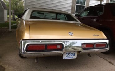 Mercury-montego-brougham-1973-custom-3