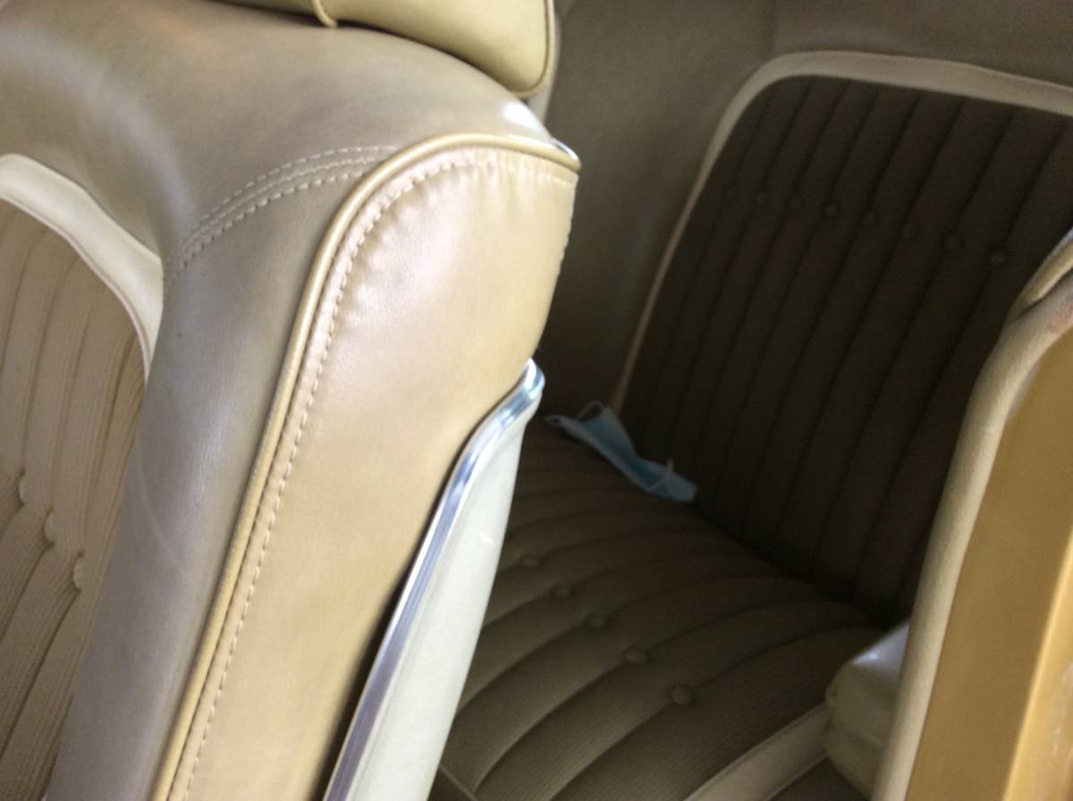 Mercury-montego-brougham-1973-custom-7