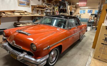Mercury-monterey-1954-orange-2