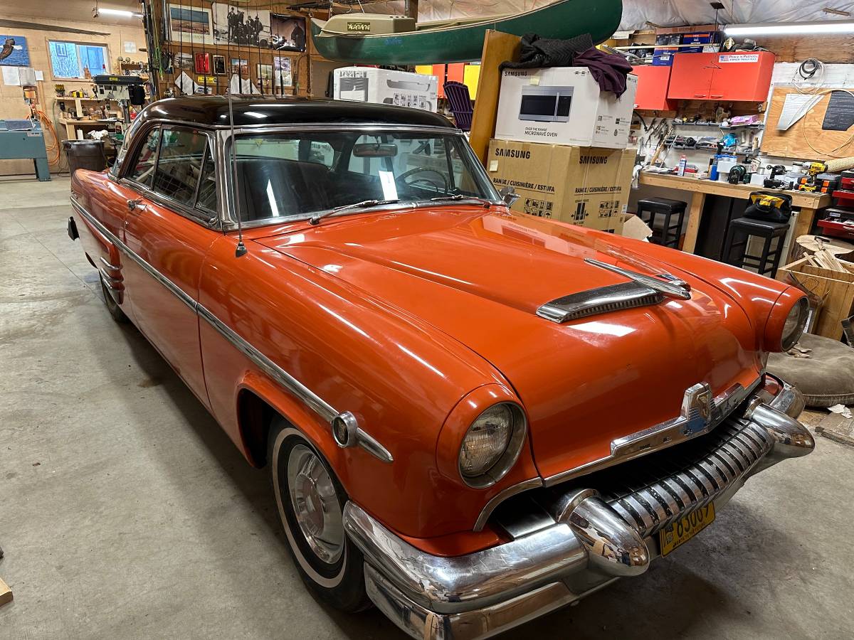 Mercury-monterey-1954-orange-3
