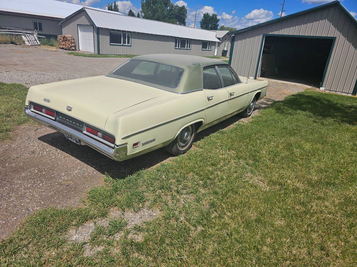Mercury-monterey-1970-9