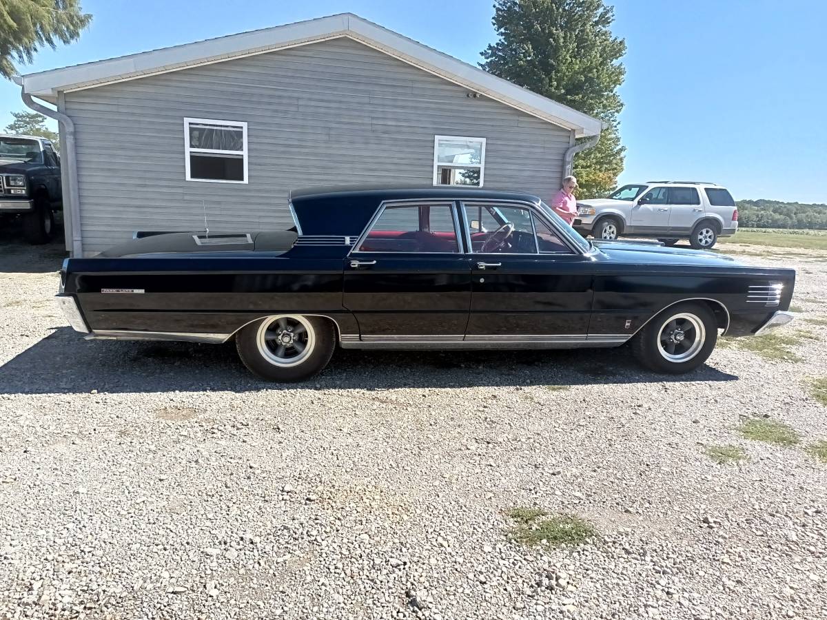 Mercury-parklane-1965-black-4