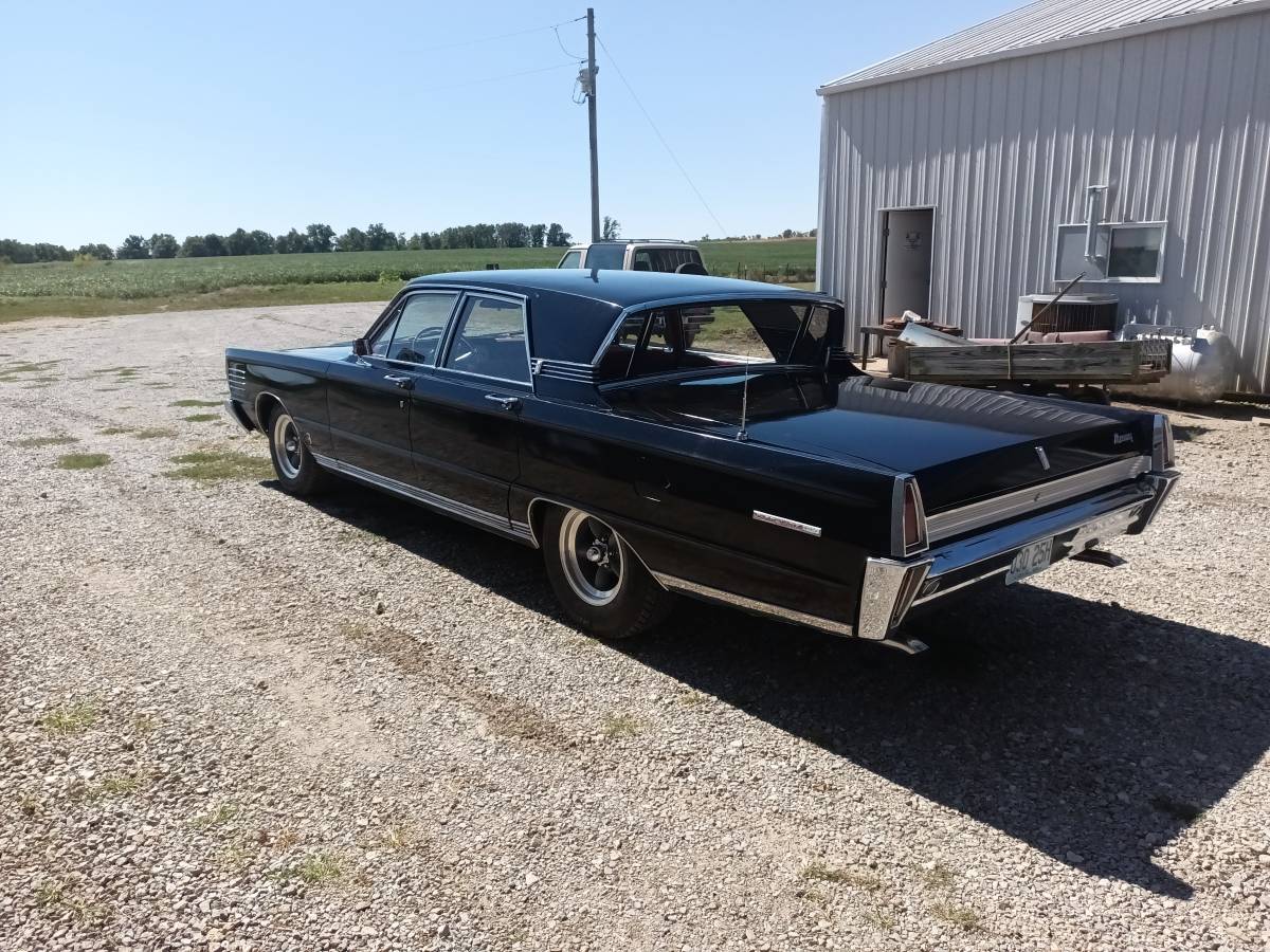 Mercury-parklane-1965-black-5
