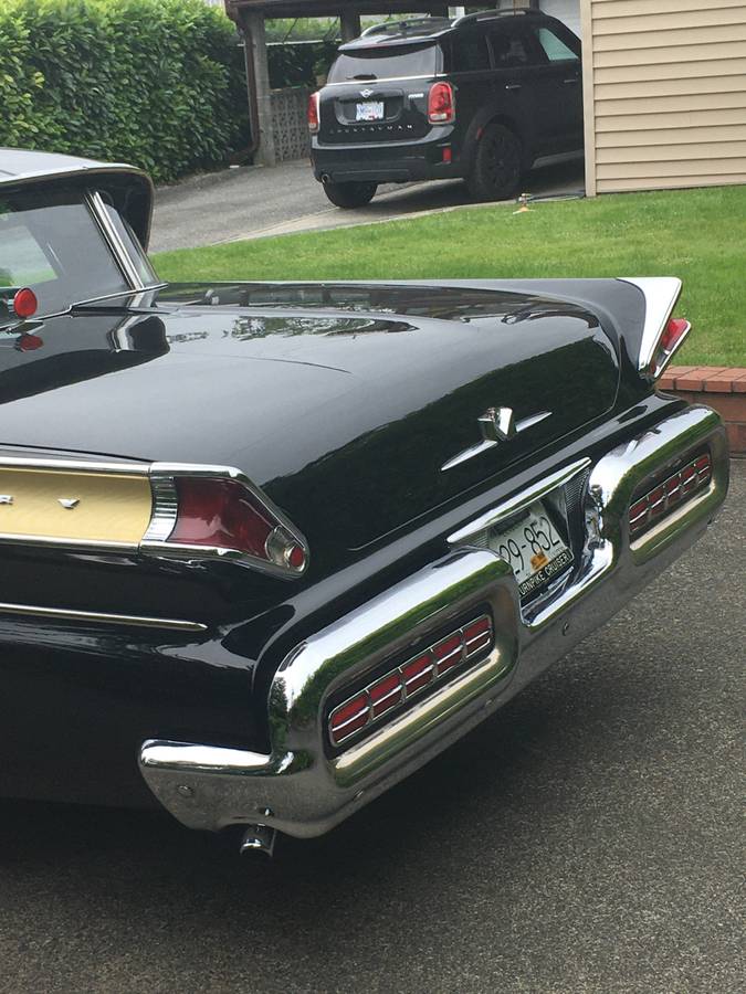 Mercury-turnpike-cruiser-quad-headlight-1957-black-8