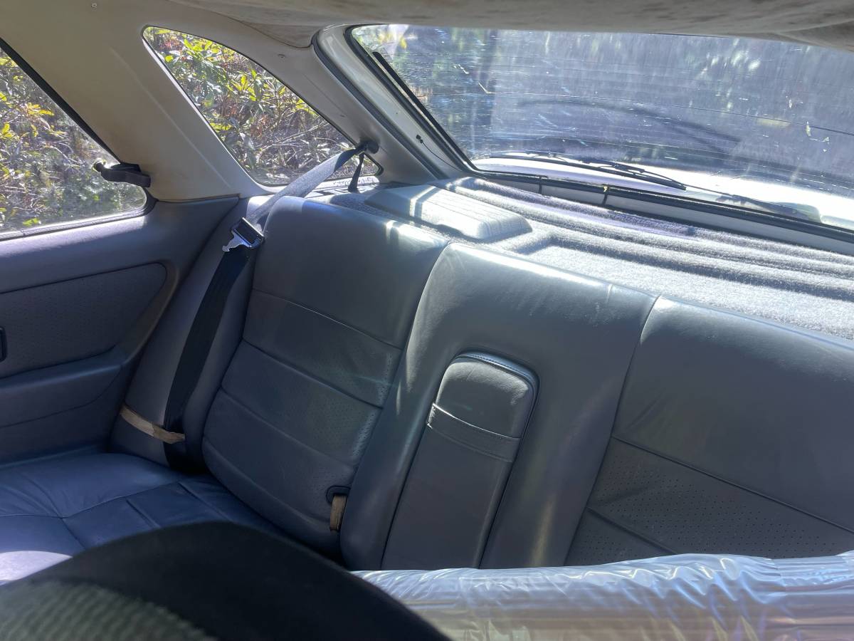 Merkur-xr4ti-1988-white-5