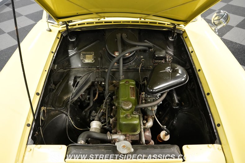 Metropolitan-Other-1959-Yellow-Black-1