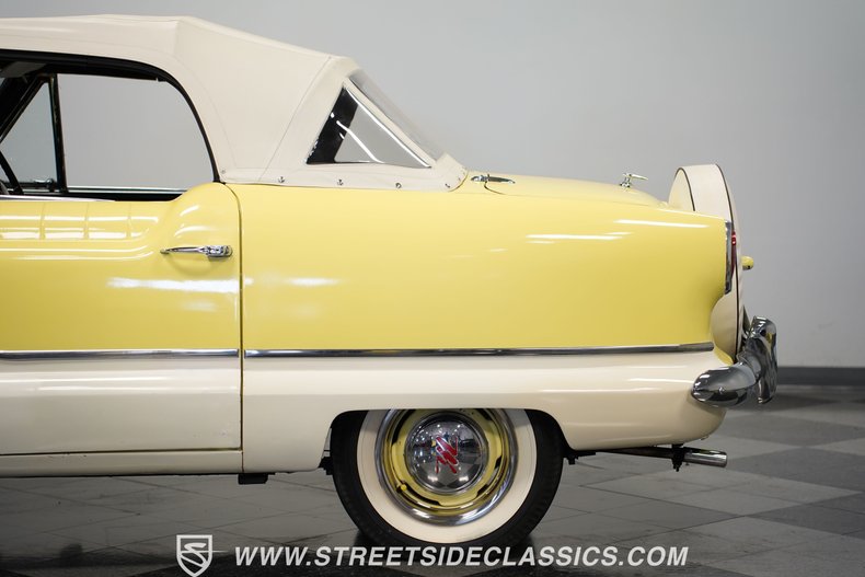 Metropolitan-Other-1959-Yellow-Black-30
