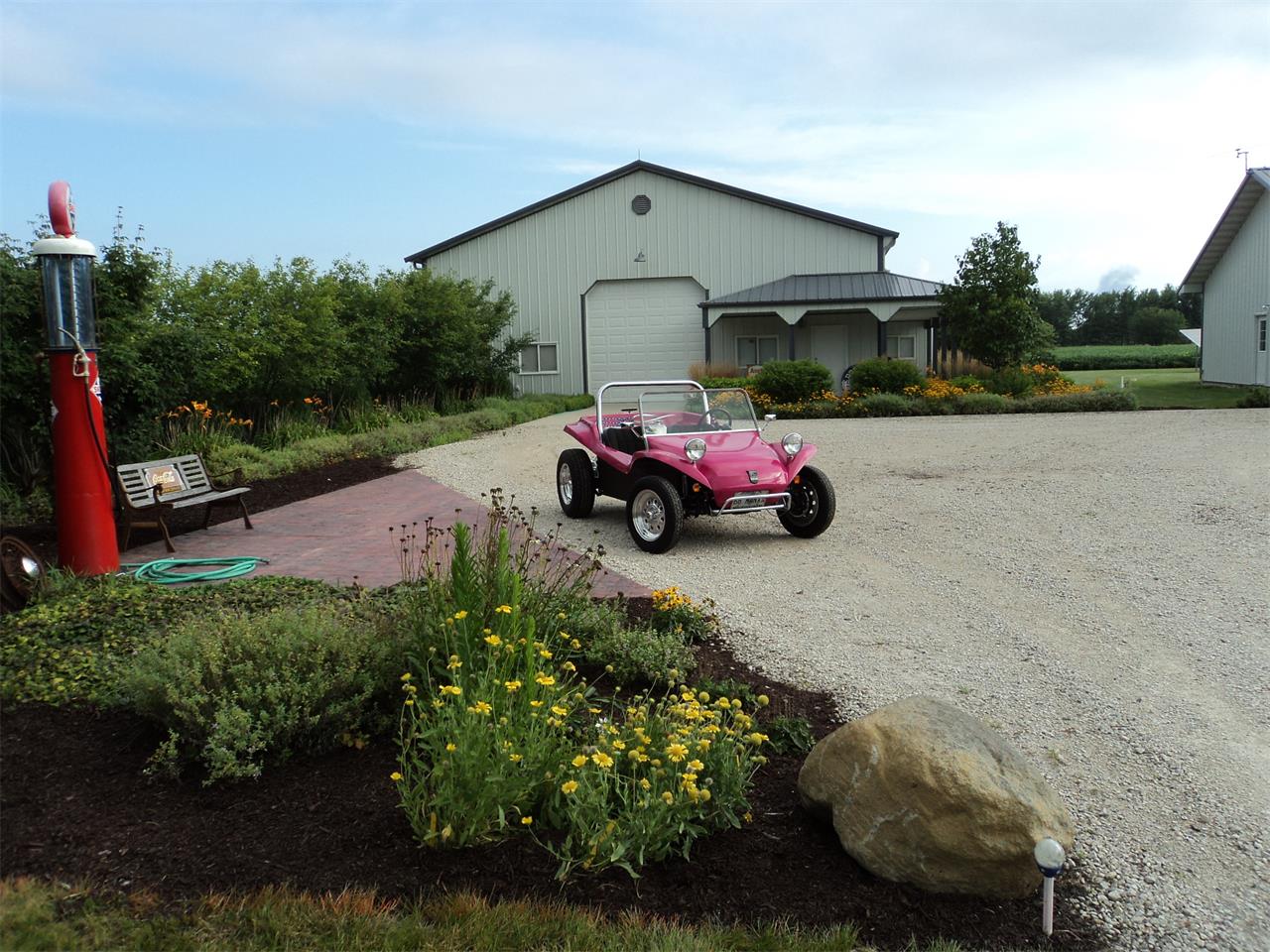 Meyers-manx-Dune-buggy-1968-Rose-Black-9