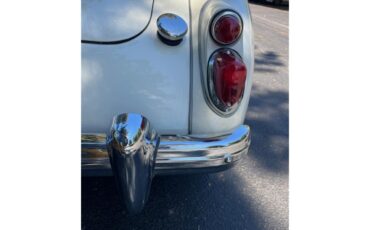 Mg-A-1962-White-Black-18