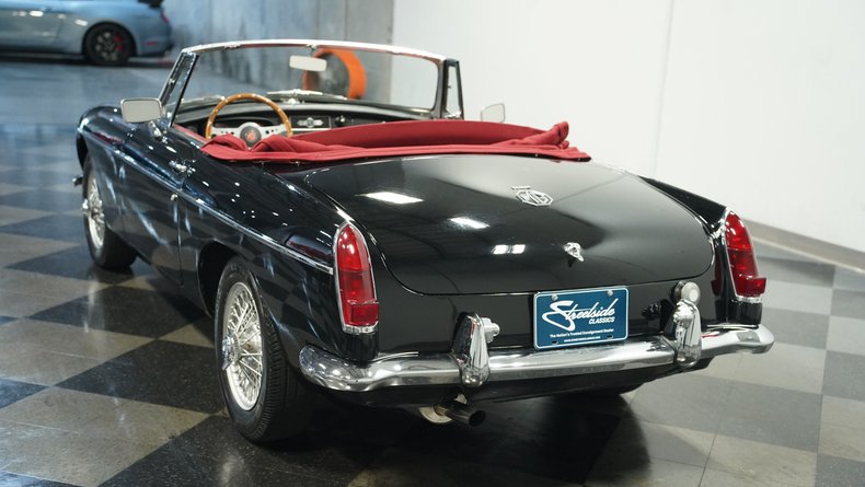 Mg-B-1967-Black-Red-11