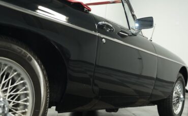 Mg-B-1967-Black-Red-28