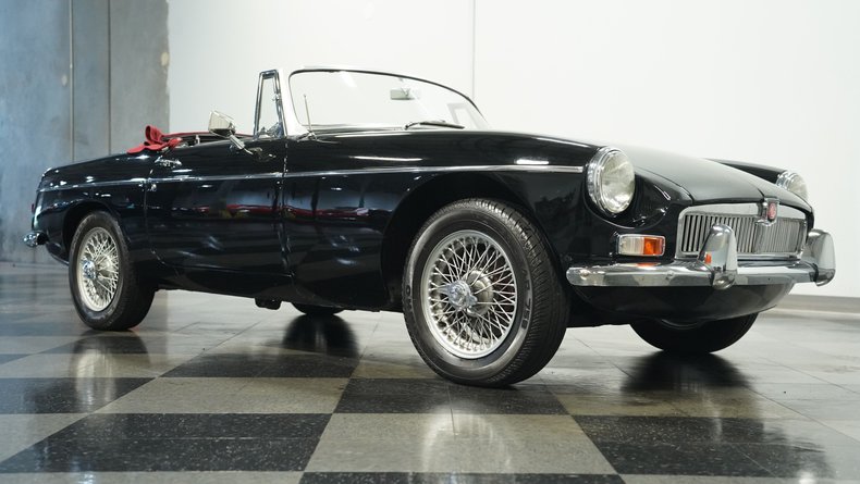 Mg-B-1967-Black-Red-31