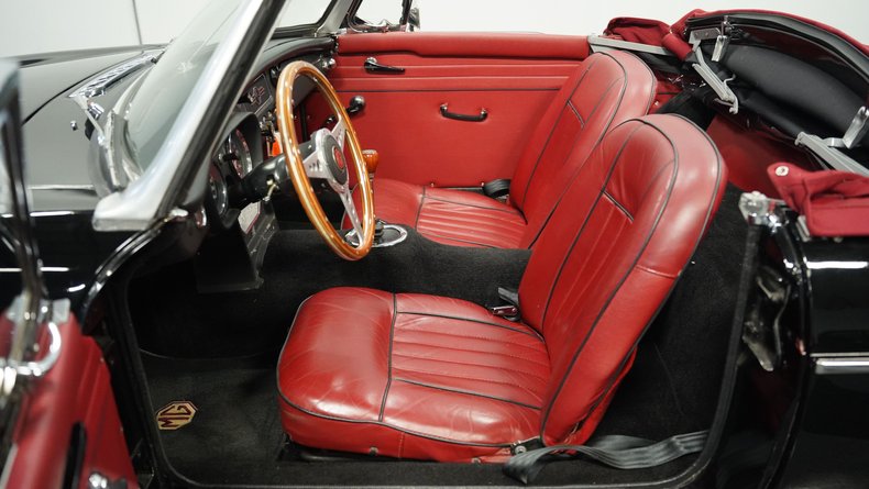 Mg-B-1967-Black-Red-4
