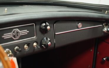 Mg-B-1967-Black-Red-40