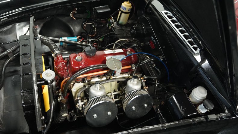 Mg-B-1967-Black-Red-6