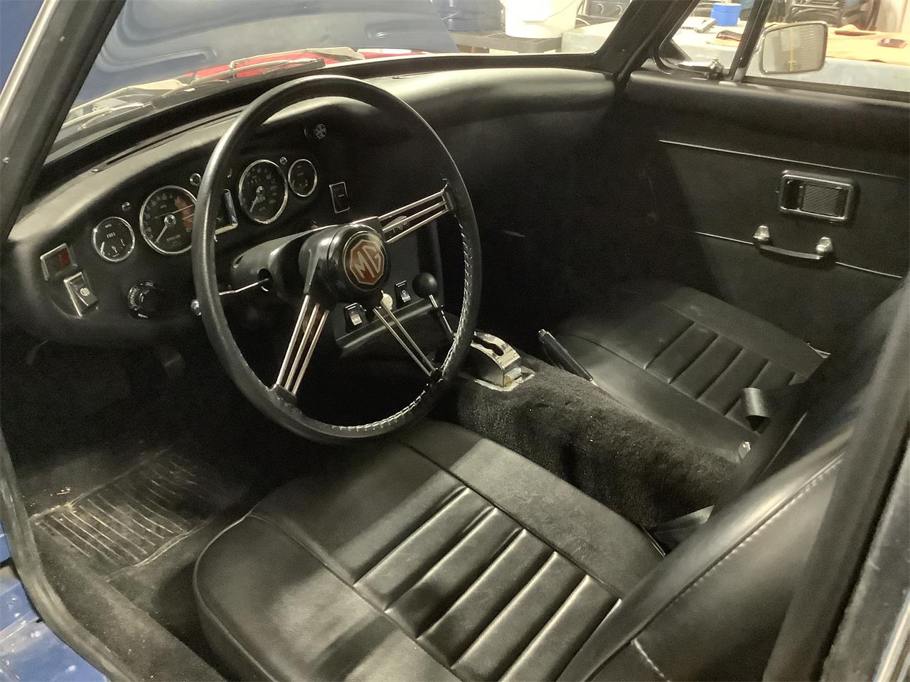 Mg-C-1969-Mineral-Blue-Black-2