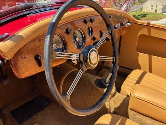 Mg-Mga-1958-Red-tan-10