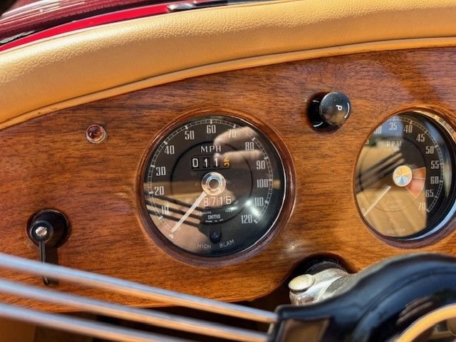 Mg-Mga-1958-Red-tan-11