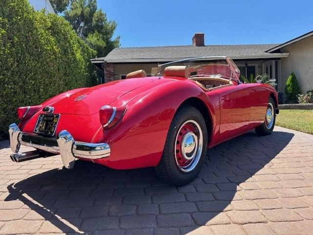 Mg-Mga-1958-Red-tan-23