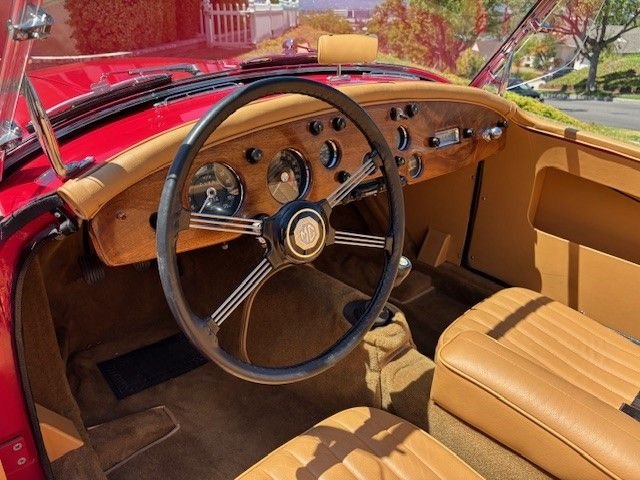 Mg-Mga-1958-Red-tan-8