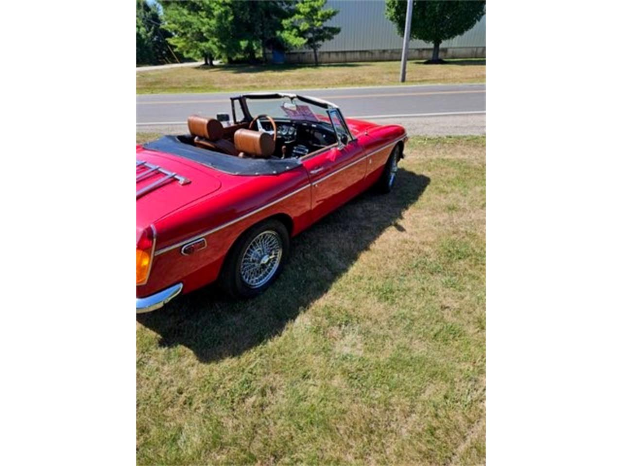 Mg-Mgb-1974-Red-Tan-5