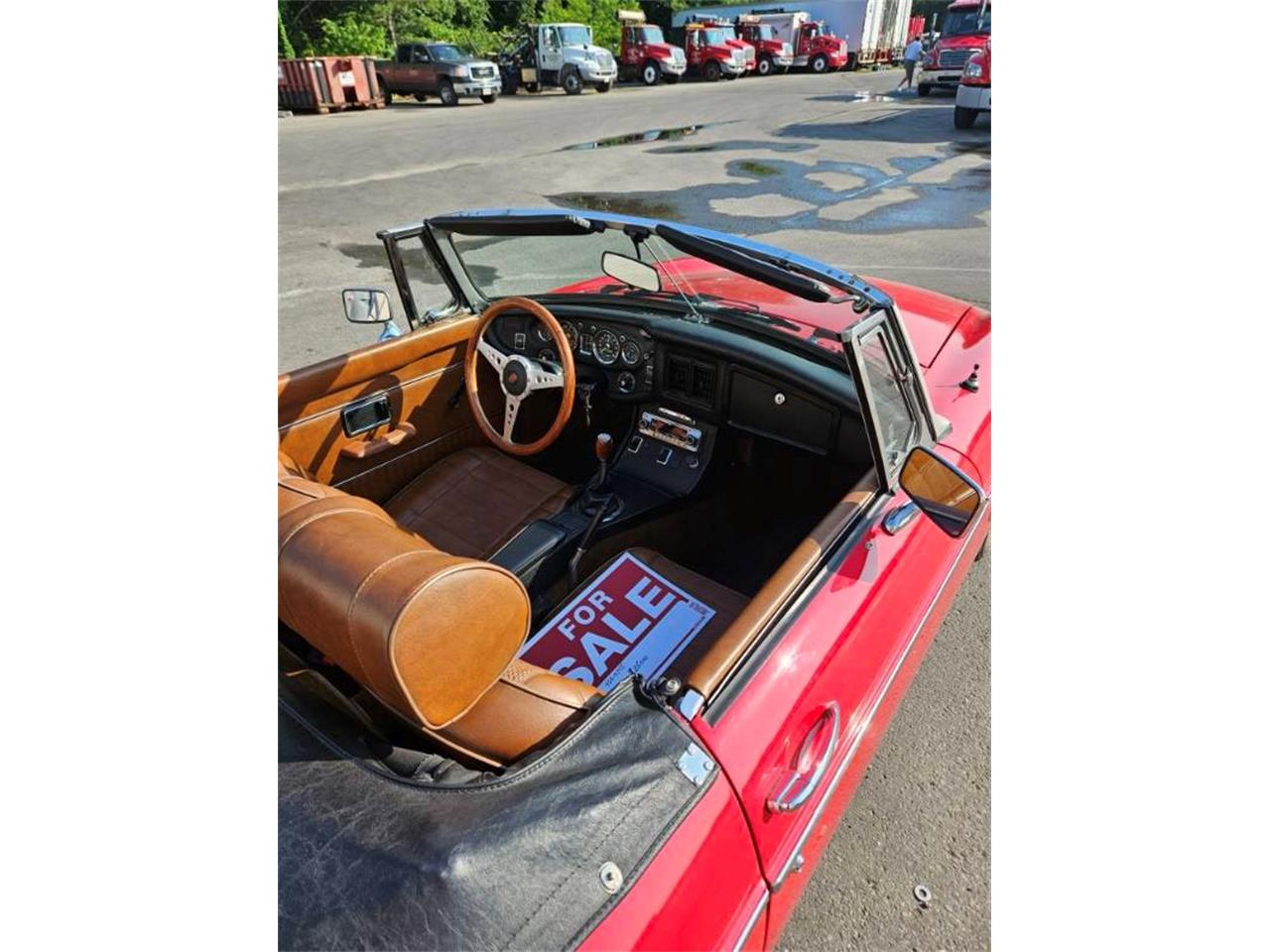 Mg-Mgb-1974-Red-Tan-7