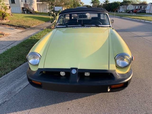 Mg-Mgb-1976-Yellow-20