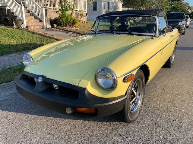 Mg-Mgb-1976-Yellow-23