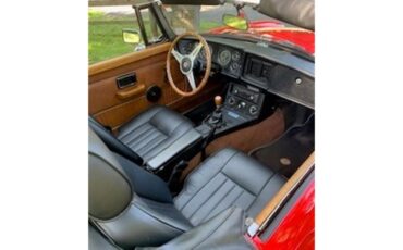 Mg-Mgb-1979-Red-Black-1