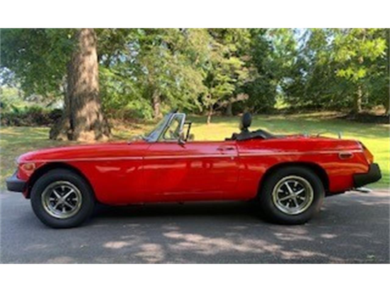 Mg-Mgb-1979-Red-Black-7