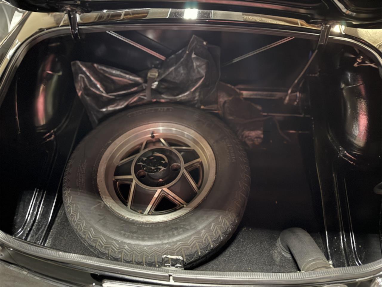 Mg-Mgb-1980-Black-Black-16