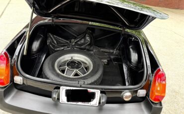 Mg-Mgb-1980-Black-Black-8