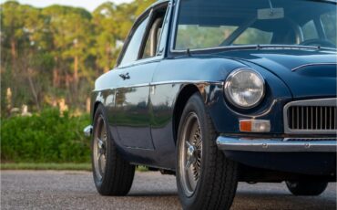 Mg-Mgb-gt-1968-Blue-Black-3