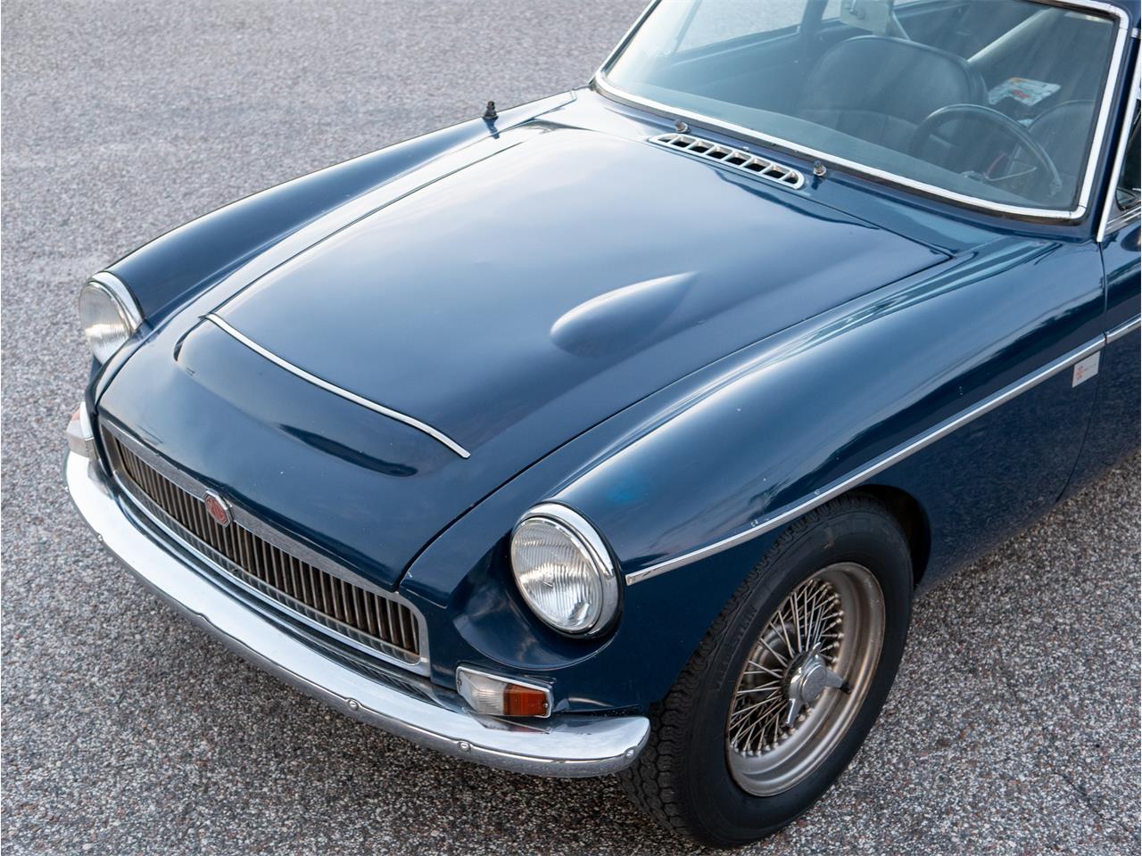 Mg-Mgb-gt-1968-Blue-Black-8
