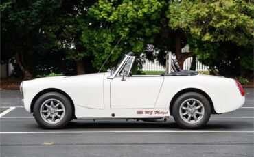 Mg-Midget-1973-White-Black-22