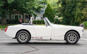 Mg-Midget-1973-White-Black-25