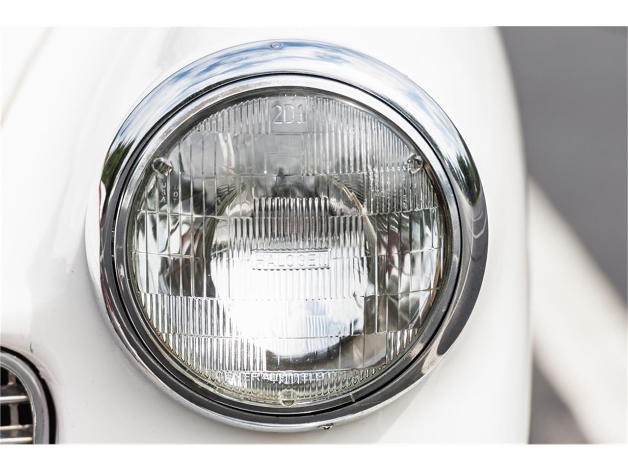 Mg-Midget-1973-White-Black-35