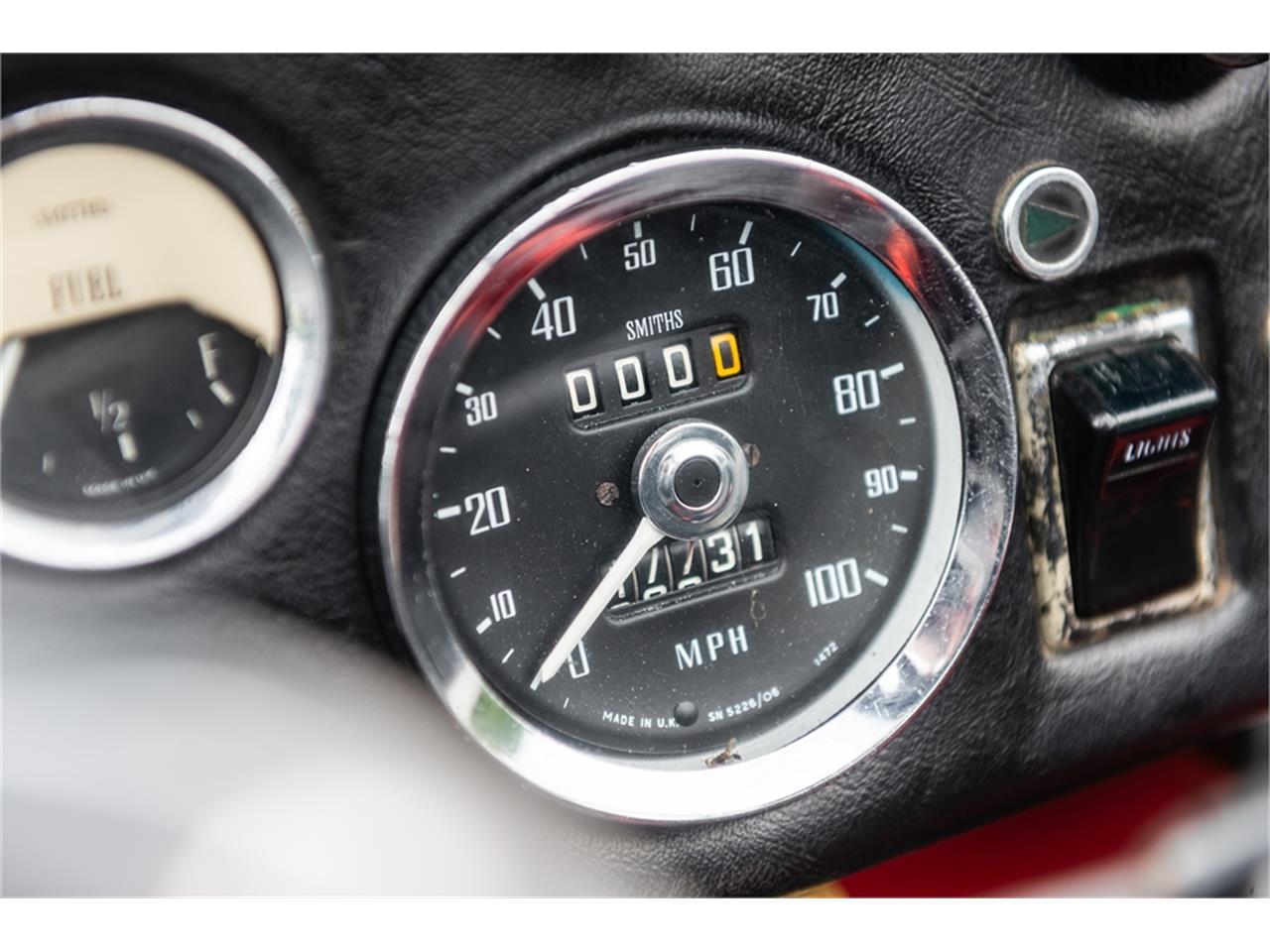Mg-Midget-1973-White-Black-69