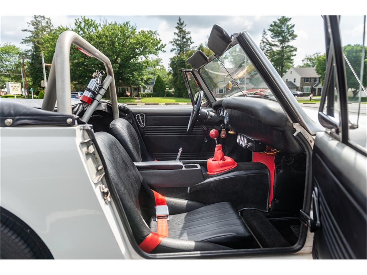 Mg-Midget-1973-White-Black-73