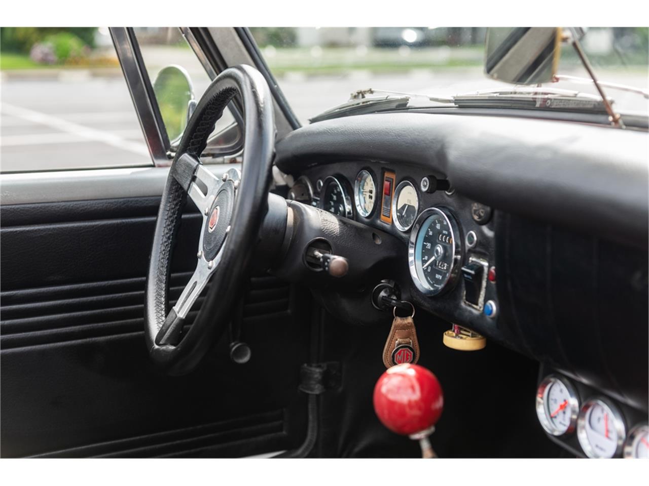 Mg-Midget-1973-White-Black-76