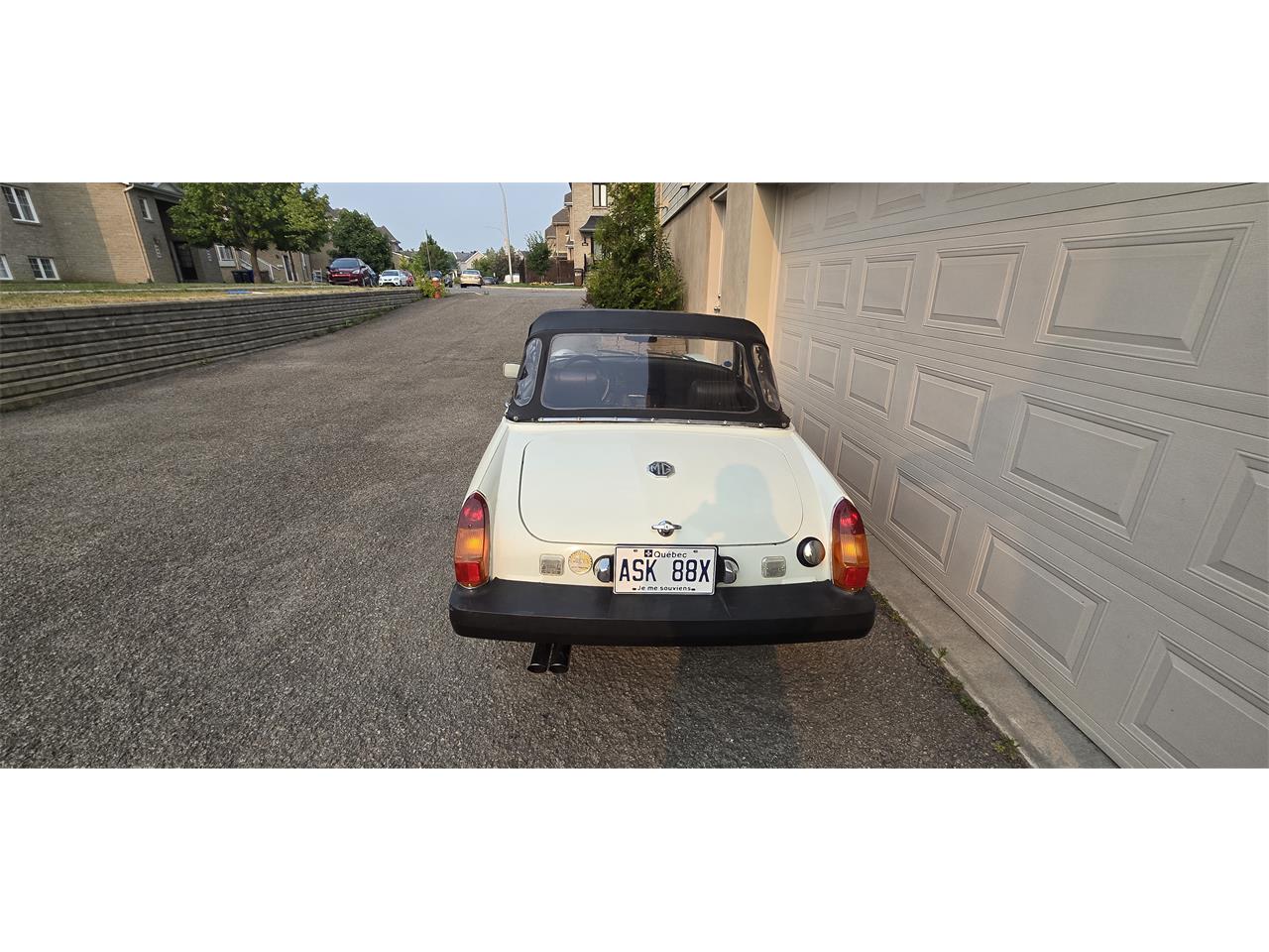 Mg-Midget-1976-White-Black-20