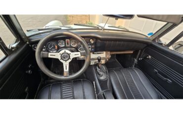 Mg-Midget-1976-White-Black-4