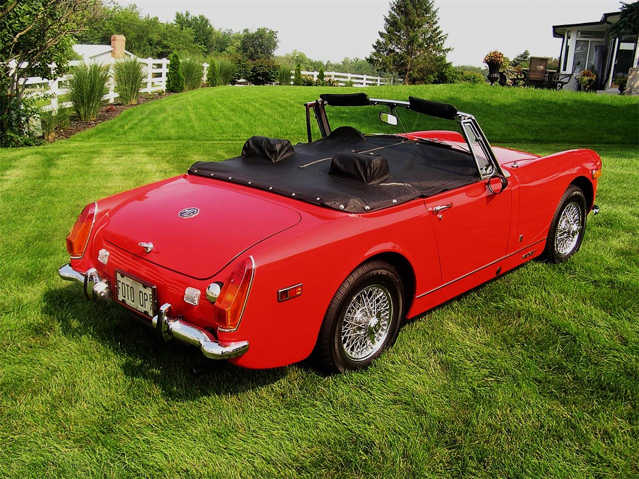Mg-Midget-mark-iii-convertible-1972-Red-Black-16