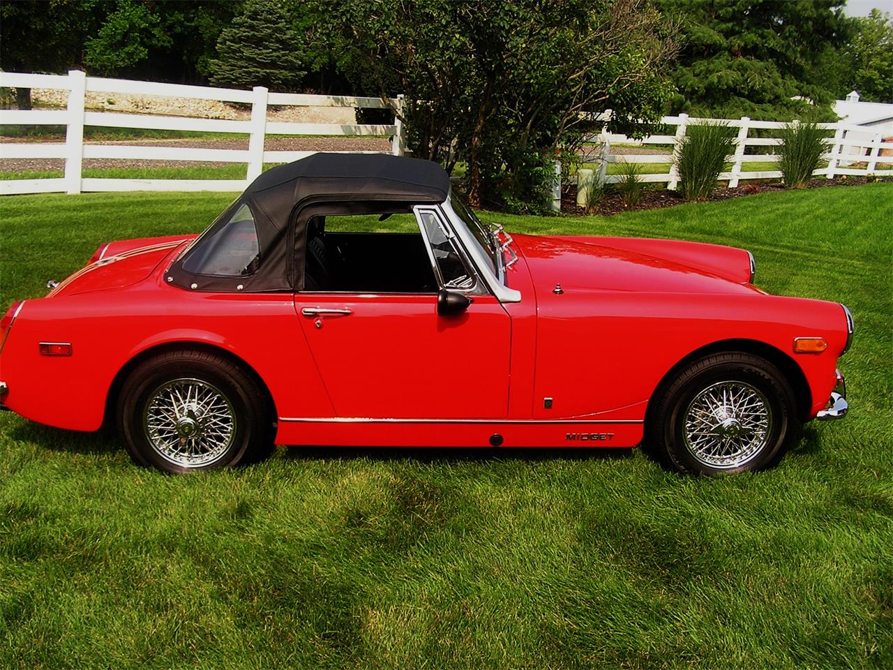 Mg-Midget-mark-iii-convertible-1972-Red-Black-19